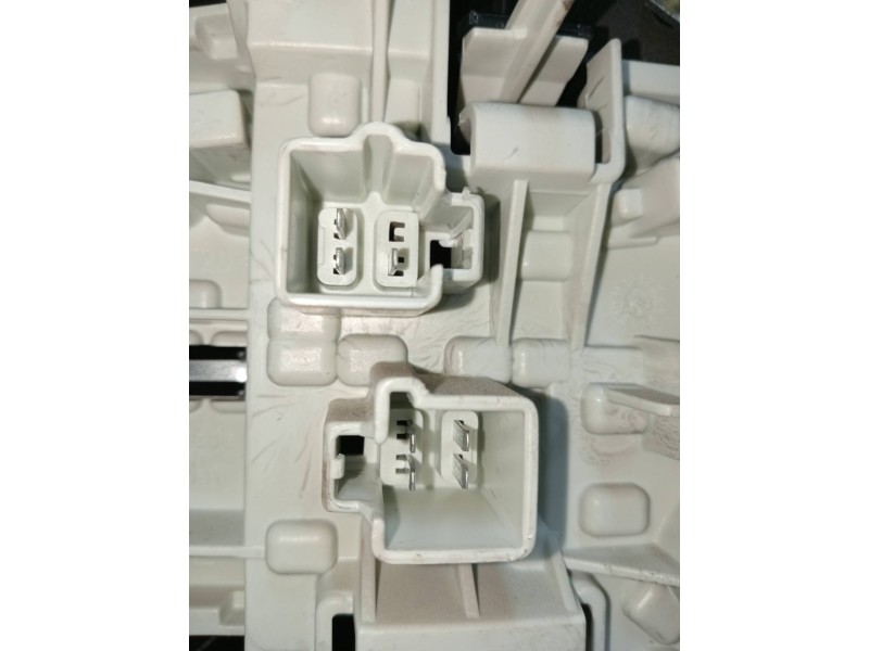 Recambio de piloto trasero izquierdo para volvo s40 berlina 1.8 kinetic referencia OEM IAM   