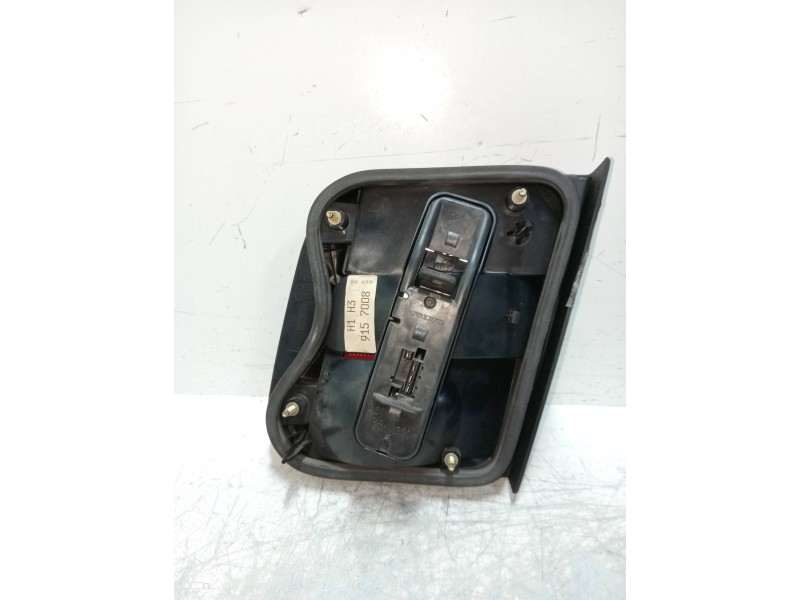 Recambio de piloto trasero izquierdo interior para volvo s70 berlina 2.5 cat referencia OEM IAM   