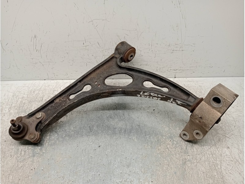 Recambio de brazo suspension inferior delantero izquierdo para seat leon (1p1) 2.0 tdi referencia OEM IAM 1K0407153G  