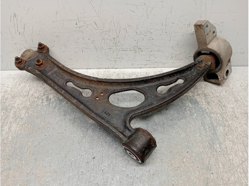 Recambio de brazo suspension inferior delantero izquierdo para seat leon (1p1) 2.0 tdi referencia OEM IAM 1K0407153G  