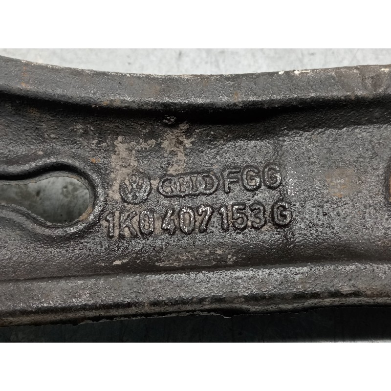 Recambio de brazo suspension inferior delantero izquierdo para seat leon (1p1) 2.0 tdi referencia OEM IAM 1K0407153G  