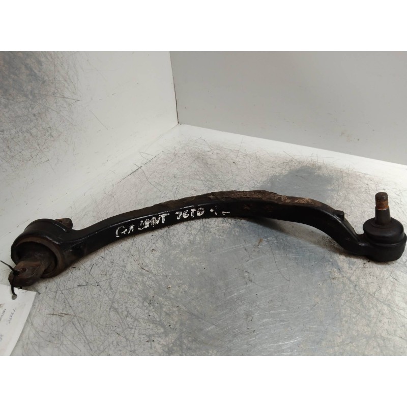 Recambio de brazo suspension inferior delantero derecho para mitsubishi galant berlina (ea0) 2000 td gls (a) referencia OEM IAM 