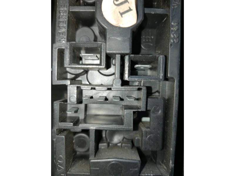 Recambio de piloto trasero derecho para volvo v70 familiar 2.4 turbo cat referencia OEM IAM   