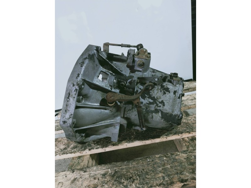 Recambio de caja cambios para seat 127 0.9 referencia OEM IAM   4V