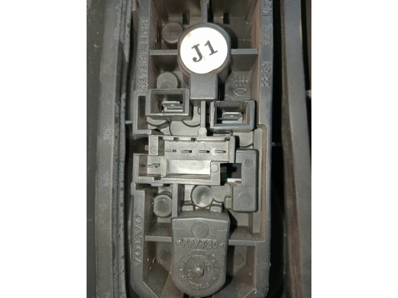 Recambio de piloto trasero derecho para volvo v70 familiar 2.5 cat referencia OEM IAM   