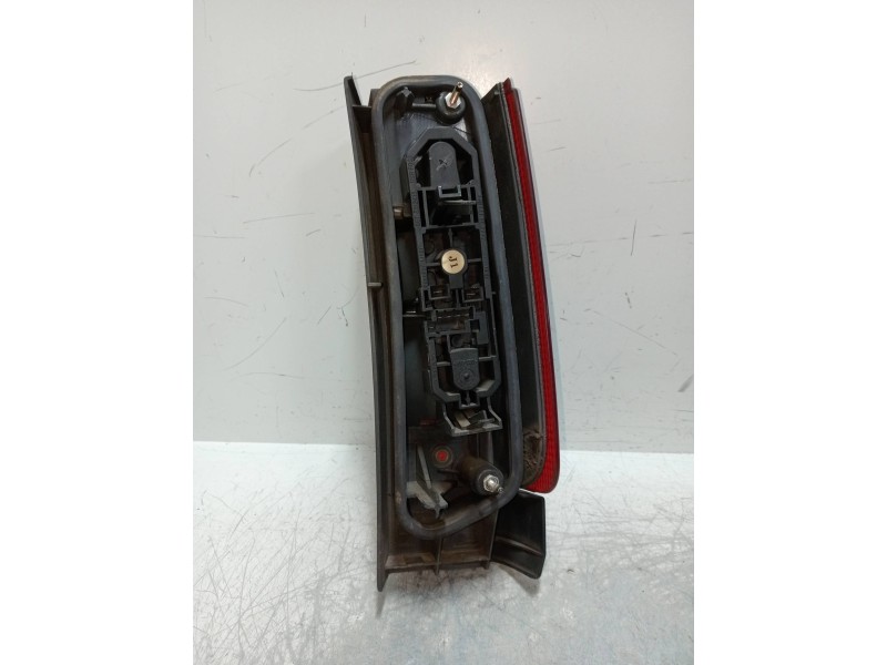 Recambio de piloto trasero izquierdo para volvo v70 familiar tdi / d referencia OEM IAM   