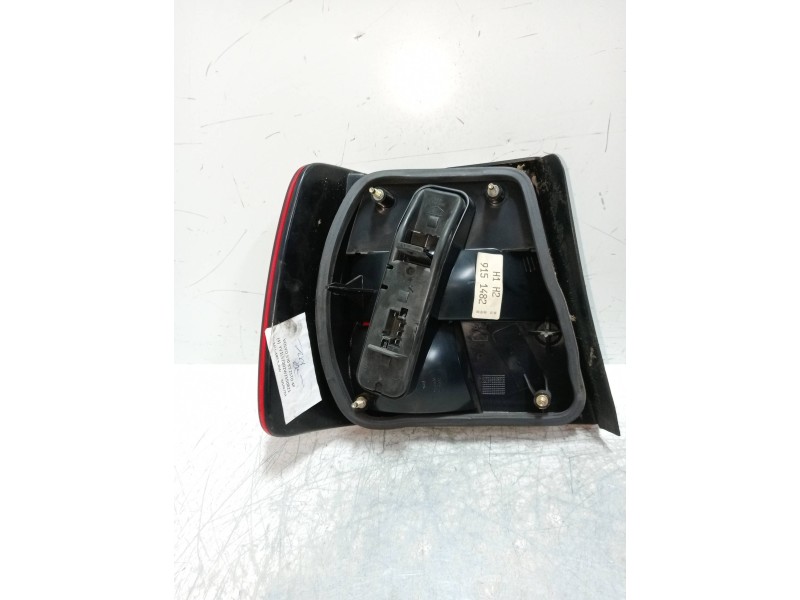 Recambio de piloto trasero derecho para volvo s70 berlina 2.5 d / tdi referencia OEM IAM 9151482  