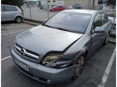opel vectra c berlina del año 2003