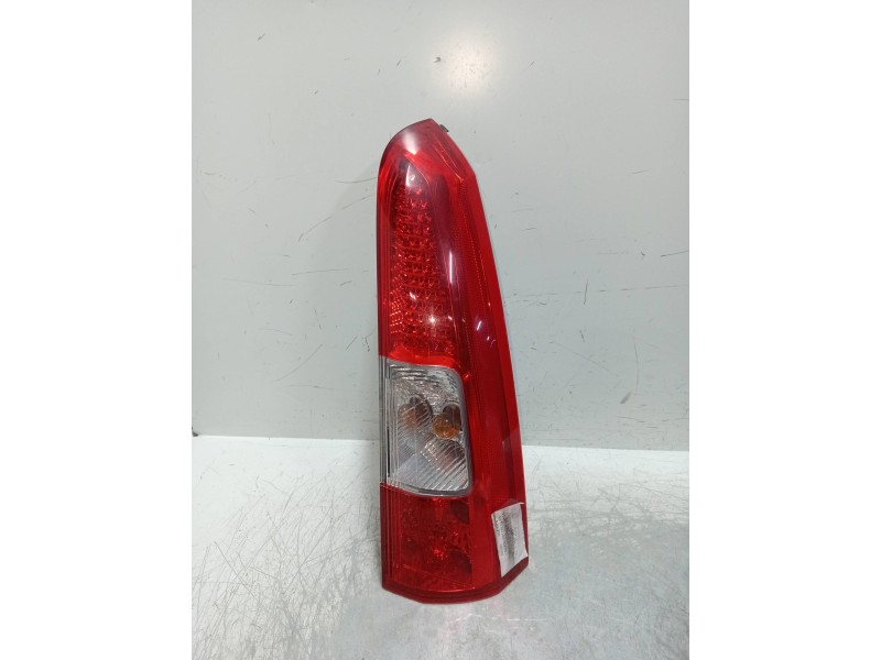 Recambio de piloto trasero izquierdo para volvo xc70 d5 awd ocean race referencia OEM IAM   