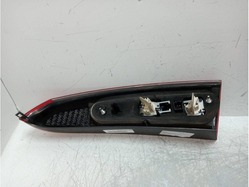 Recambio de piloto trasero izquierdo para volvo xc70 2.4 diesel cat referencia OEM IAM   