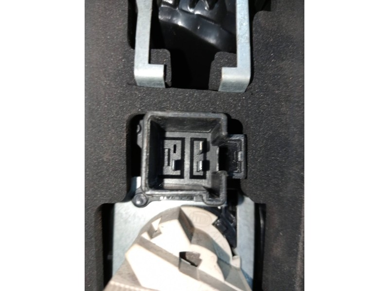 Recambio de piloto trasero izquierdo para volvo xc70 2.4 diesel cat referencia OEM IAM   