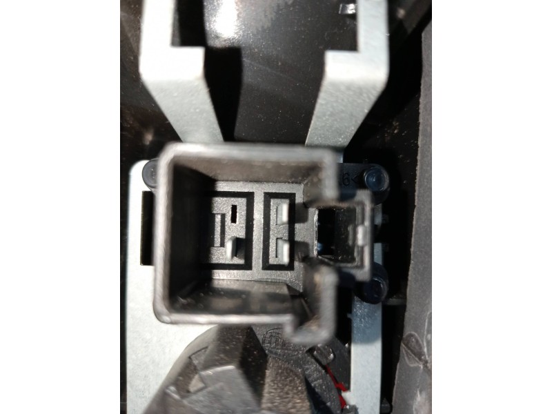 Recambio de piloto trasero izquierdo para volvo v70 familiar 2.4 diesel referencia OEM IAM 9154493  