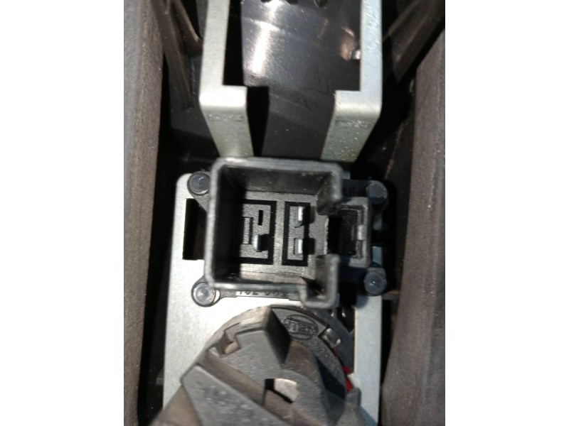 Recambio de piloto trasero izquierdo para volvo xc70 referencia OEM IAM 9154493  