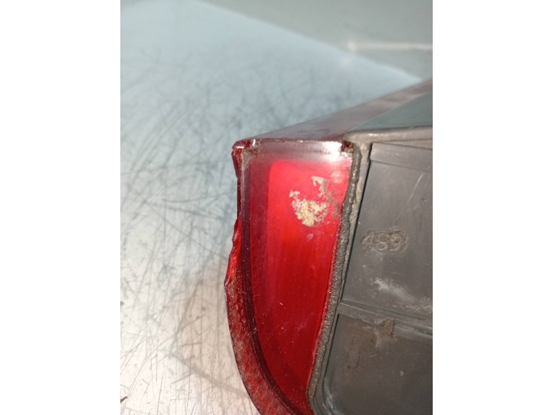 Recambio de piloto trasero izquierdo para volvo v70 familiar 2.4 turbo cat referencia OEM IAM 9157799  