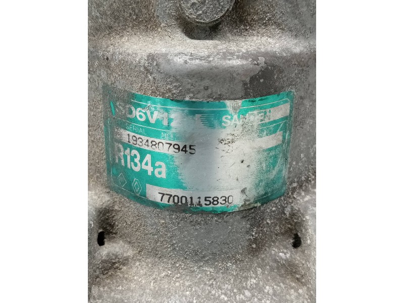 Recambio de compresor aire acondicionado para renault twingo (co6) 1.2 (c066/67/68) referencia OEM IAM 7700115830  