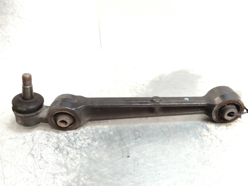 Recambio de brazo suspension inferior delantero derecho para mitsubishi galant berlina (ea0) 2400 gls referencia OEM IAM   