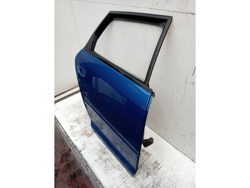 Recambio de puerta trasera derecha para audi a3 sportback (8p) 2.0 tdi limited edition (103kw) referencia OEM IAM   5P
