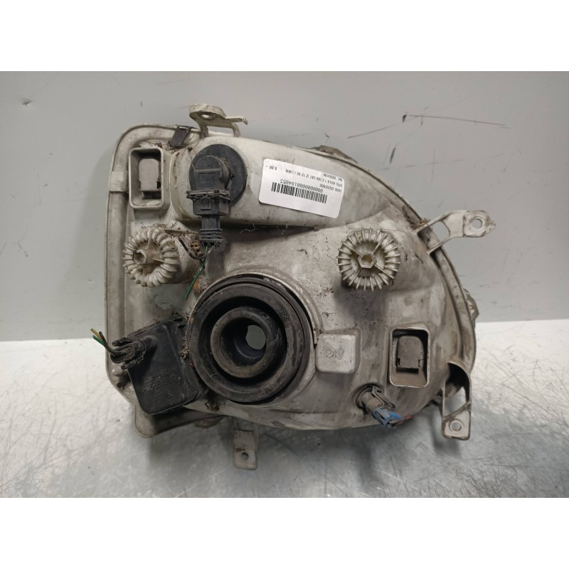 Recambio de faro izquierdo para opel agila 1.2 16v cat (z 12 xe / lw4) referencia OEM IAM 09204189 3530083E00 67719101