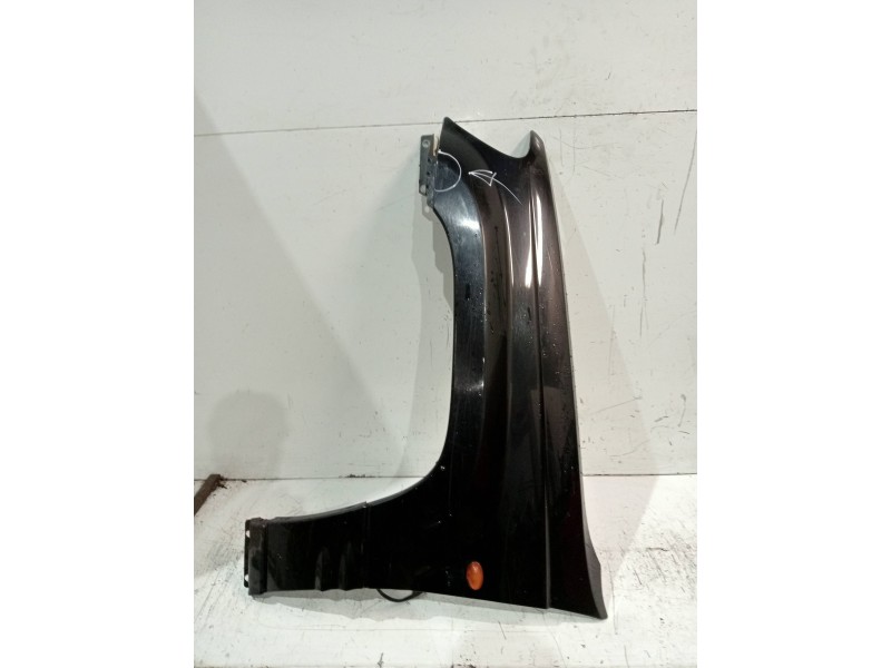 Recambio de aleta delantera izquierda para jeep gr.cherokee (wj/wg) 2.7 crd limited referencia OEM IAM   