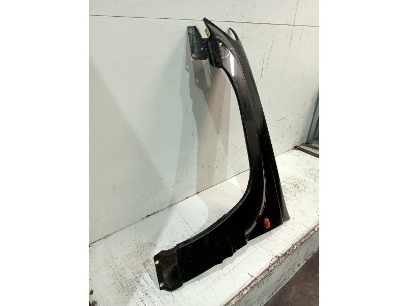 Recambio de aleta delantera izquierda para jeep gr.cherokee (wj/wg) 2.7 crd limited referencia OEM IAM   