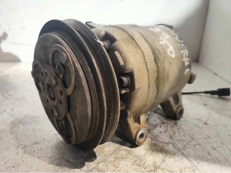 Recambio de compresor aire acondicionado para ford maverick (ml) básico referencia OEM IAM 926000F000 5971145010 DKV14C CALSONIC