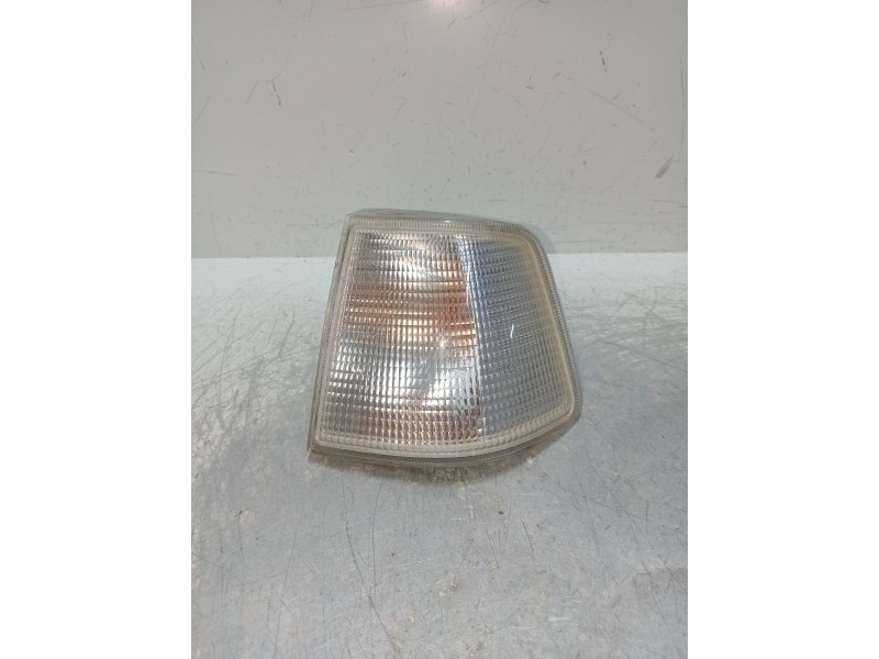 Recambio de piloto delantero izquierdo para volvo serie 460 turbodiesel referencia OEM IAM   