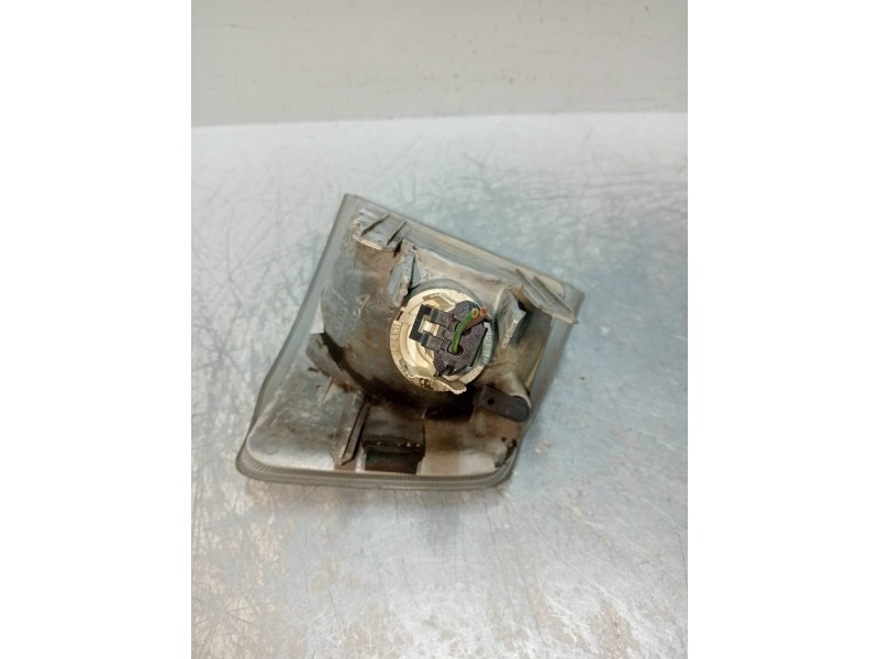 Recambio de piloto delantero derecho para volvo serie 460 2.0i action referencia OEM IAM   