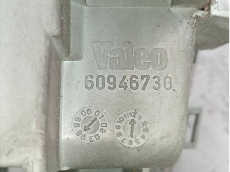 Recambio de faro derecho para renault espace (j63) 2.1 td helios referencia OEM IAM 60946730  