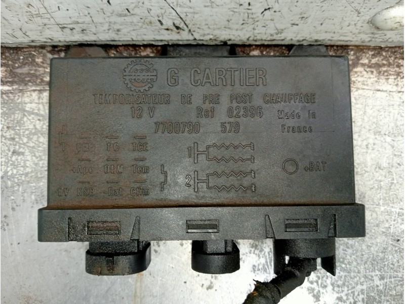 Recambio de caja precalentamiento para renault espace (j63) 2.1 td helios referencia OEM IAM 7700790579 02396 