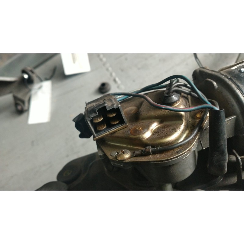 Recambio de motor limpia delantero para mitsubishi canter 01/99  ki 35 cabina individual (comfort) referencia OEM IAM   