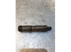 Recambio de inyector para mercedes clase c (w202) berlina 250 td (202.128) referencia OEM IAM 0000100651 KCE27S3 BOSCH