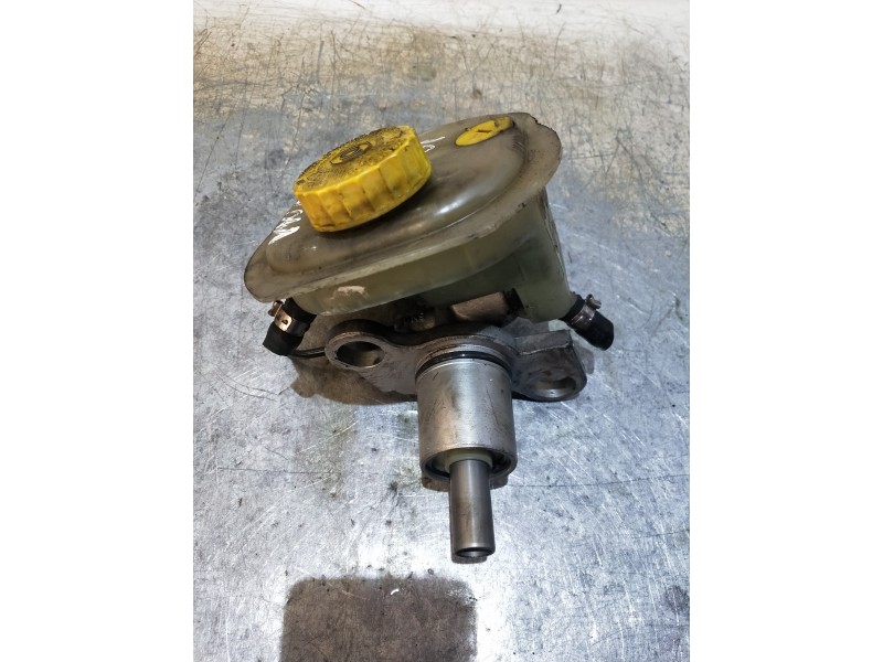 Recambio de bomba freno para volkswagen passat berlina (3b3) executive referencia OEM IAM 4B0611301E  