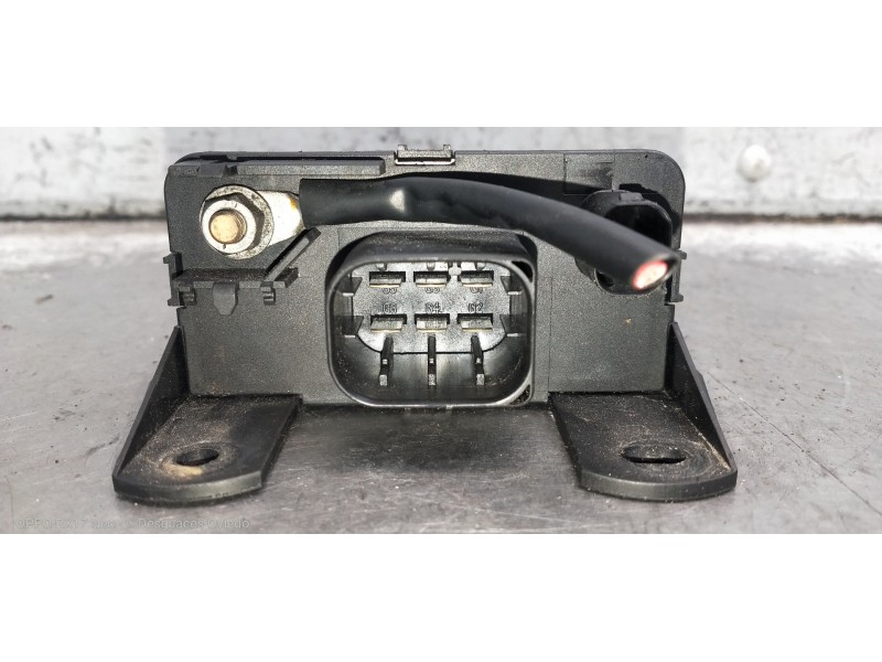 Recambio de caja precalentamiento para mercedes clase c (w202) berlina 250 td (202.128) referencia OEM IAM 51799029A  