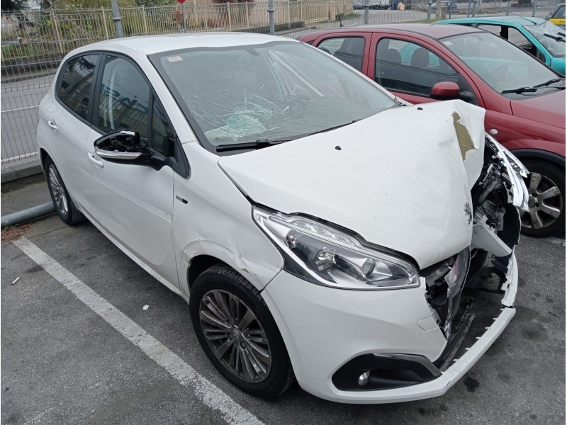 peugeot 208 del año 2016