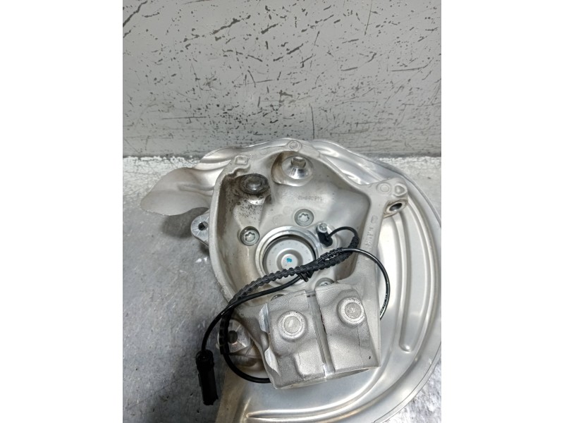 Recambio de mangueta delantera derecha para bmw ix3 g08 referencia OEM IAM 68869481  