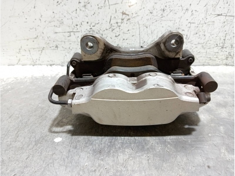 Recambio de pinza freno delantera izquierda para bmw ix3 g08 referencia OEM IAM 688583902  
