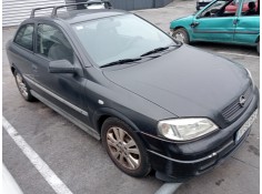 opel astra g berlina del año 2001
