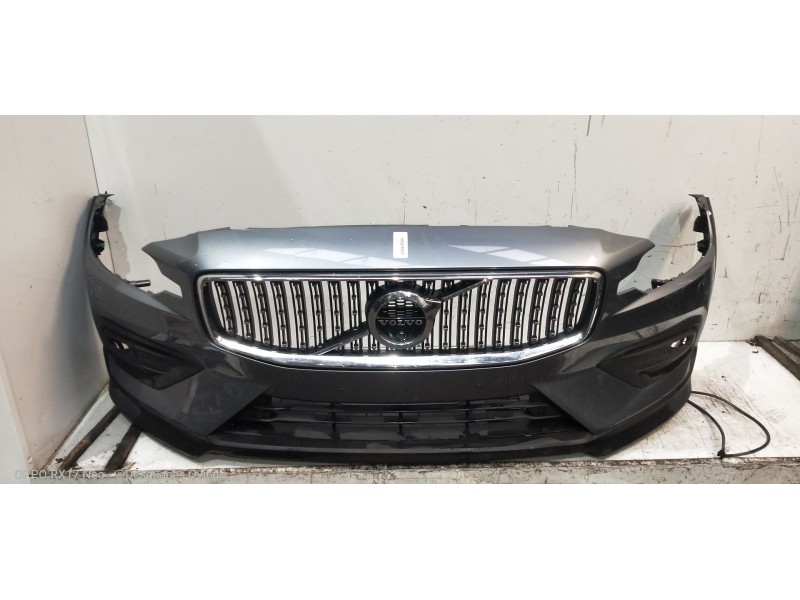 Recambio de paragolpes delantero para volvo v60 cross country pro awd referencia OEM IAM   