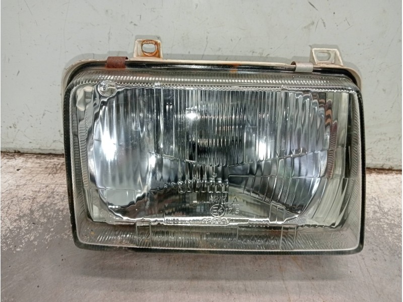 Recambio de faro derecho para seat ibiza glx referencia OEM IAM   