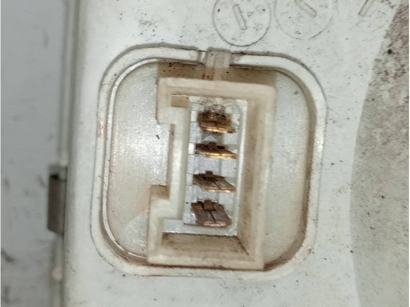 Recambio de faro derecho para seat ibiza glx referencia OEM IAM   