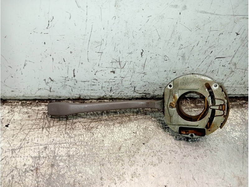 Recambio de mando limpia para seat ibiza glx referencia OEM IAM   