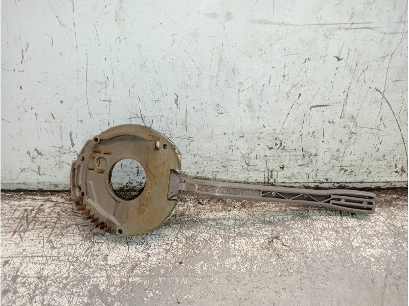 Recambio de mando limpia para seat ibiza glx referencia OEM IAM   