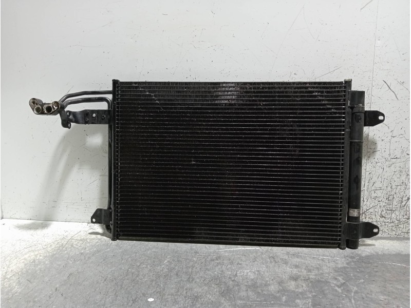 Recambio de condensador / radiador aire acondicionado para audi a3 sportback (8p) 2.0 tdi limited edition (103kw) referencia OEM