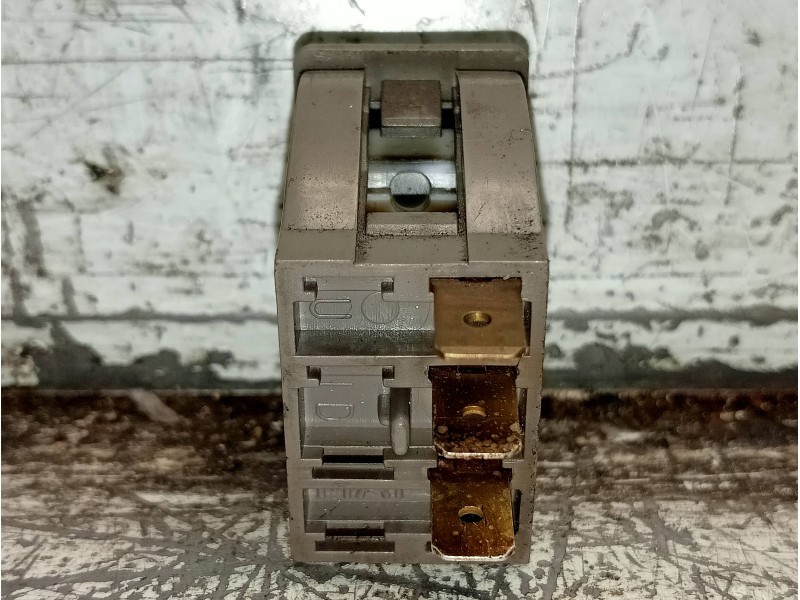 Recambio de mando multifuncion para seat ibiza glx referencia OEM IAM   DESEMPAÑAR