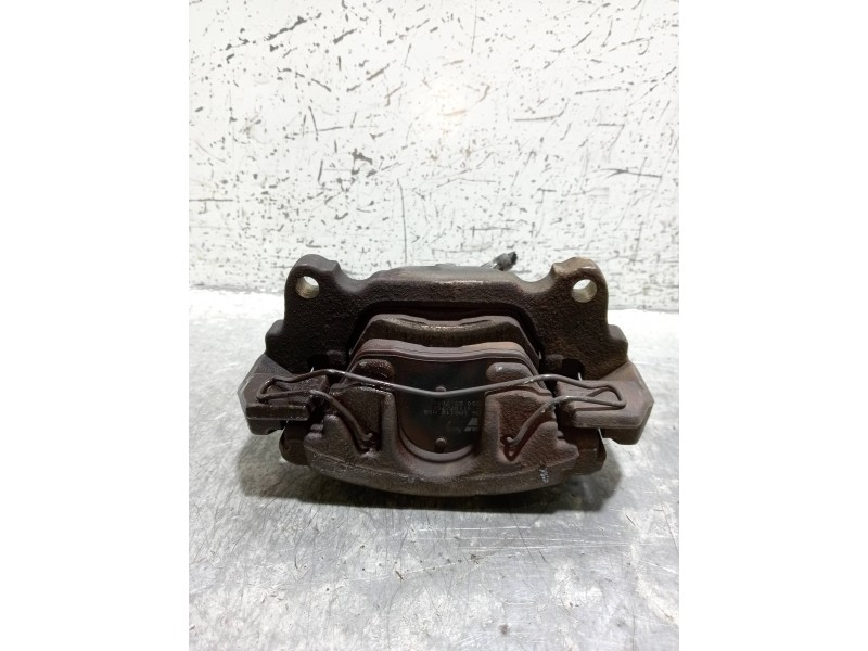 Recambio de pinza freno delantera derecha para audi a3 sportback (8p) 2.0 tdi limited edition (103kw) referencia OEM IAM   