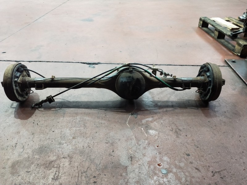 Recambio de puente trasero para suzuki samurai (sj) hardtop referencia OEM IAM   