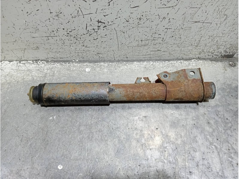 Recambio de amortiguador trasero derecho para seat 127 0.9 referencia OEM IAM   
