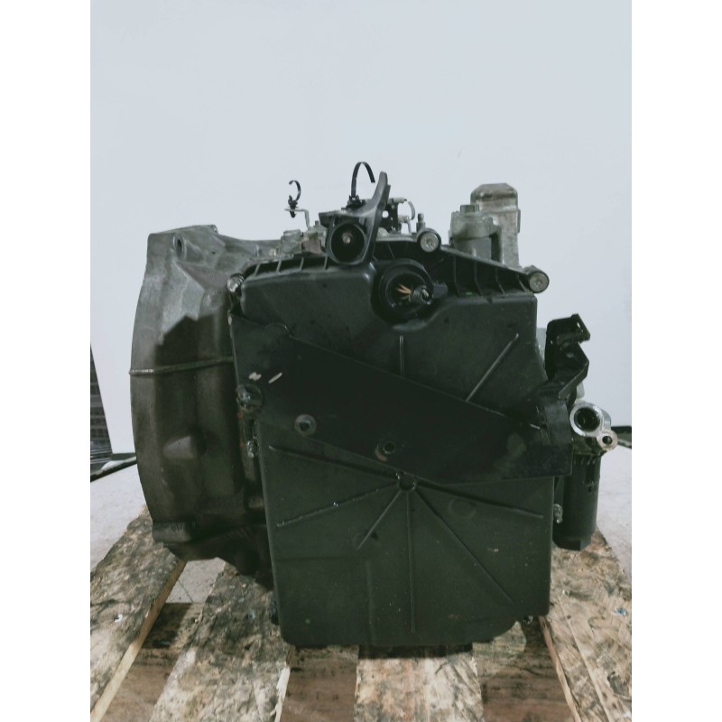 Recambio de caja cambios para ford focus lim. st-line referencia OEM IAM RMF1FR7000FE AWBA1 260820 115041 AUTOMATICO
