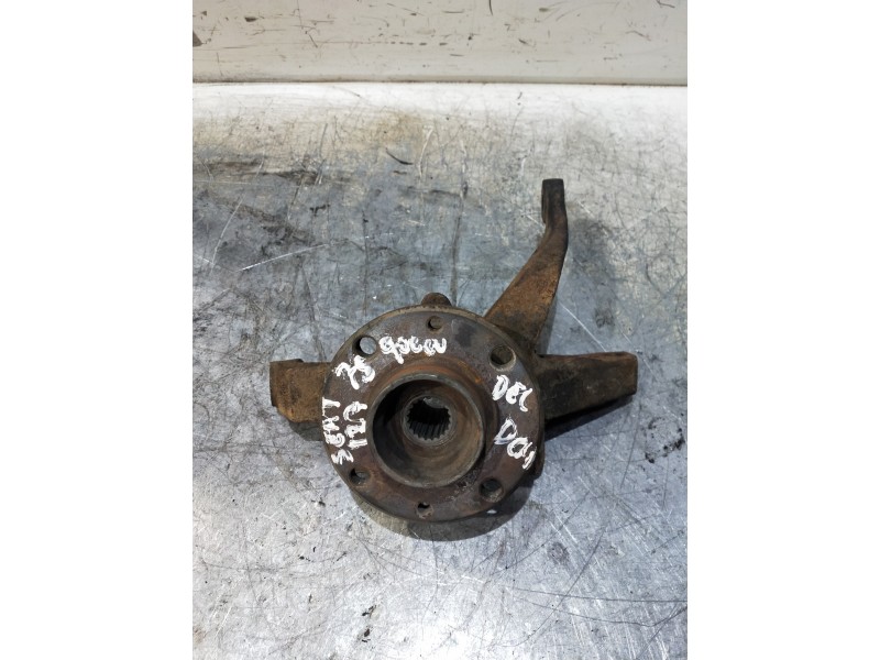 Recambio de mangueta delantera derecha para seat 127 0.9 referencia OEM IAM   