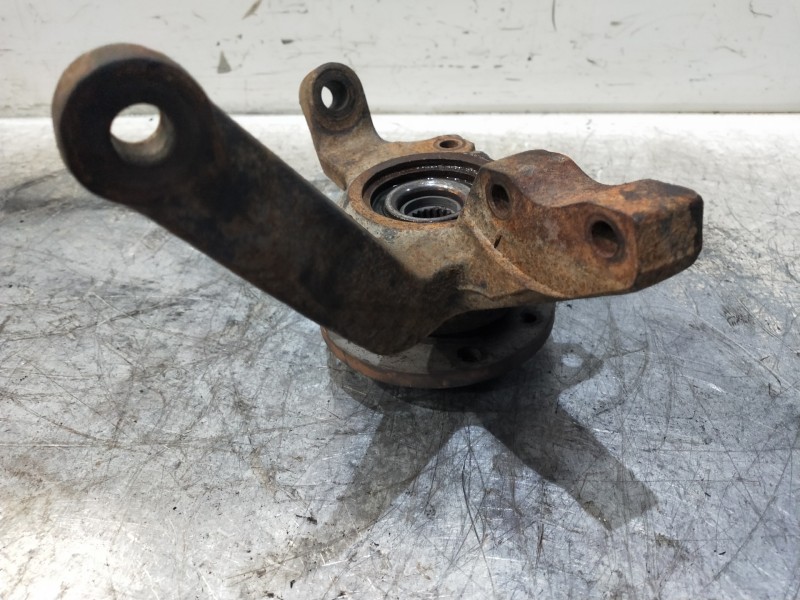 Recambio de mangueta delantera derecha para seat 127 0.9 referencia OEM IAM   